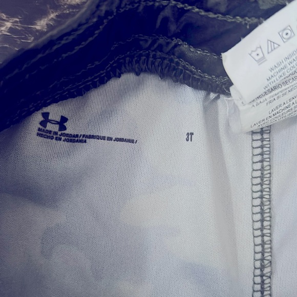 Under Armour Camo Athletic Shorts - Picture 4 of 4